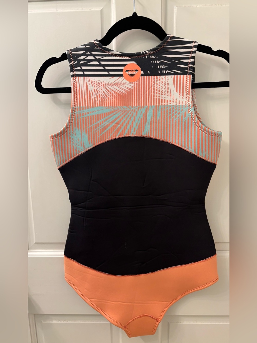 Roxy women’s neoprene sleeveless wetsuit surf suit one piece peach black Sz L - Picture 2 of 8